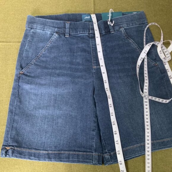 NWT Women’s Pull On Jag Jean Shorts Sz 8 - Picture 6 of 8